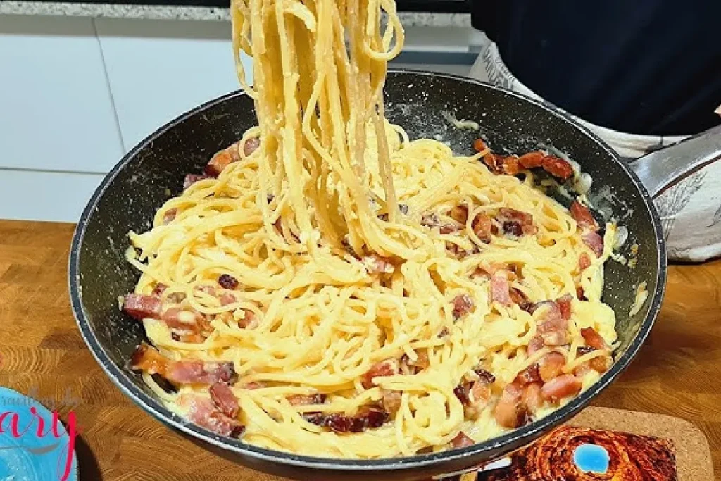 Esse prato de massa simples salvou meu almoço de domingo. 2 massa simples