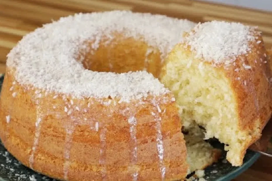 Bolo de coco com 3 ingredientes